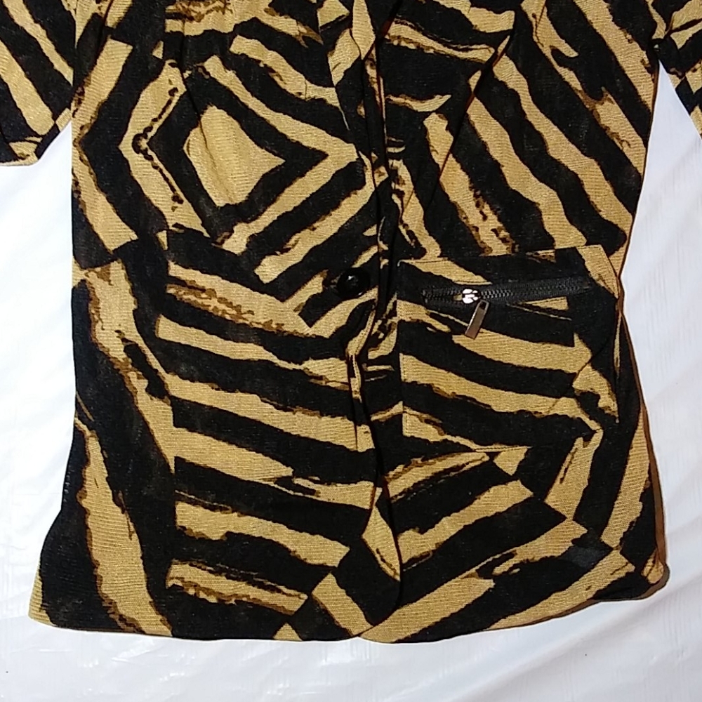 Black & Tan Fitted Patterned Jacket - image 4